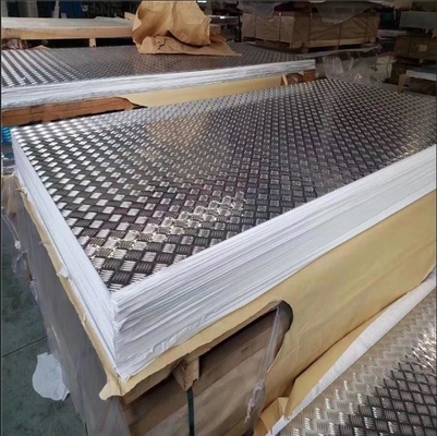 Placa de aluminio de 20 mm con cuadros en relieve antiderrapante 5083 5052 T6